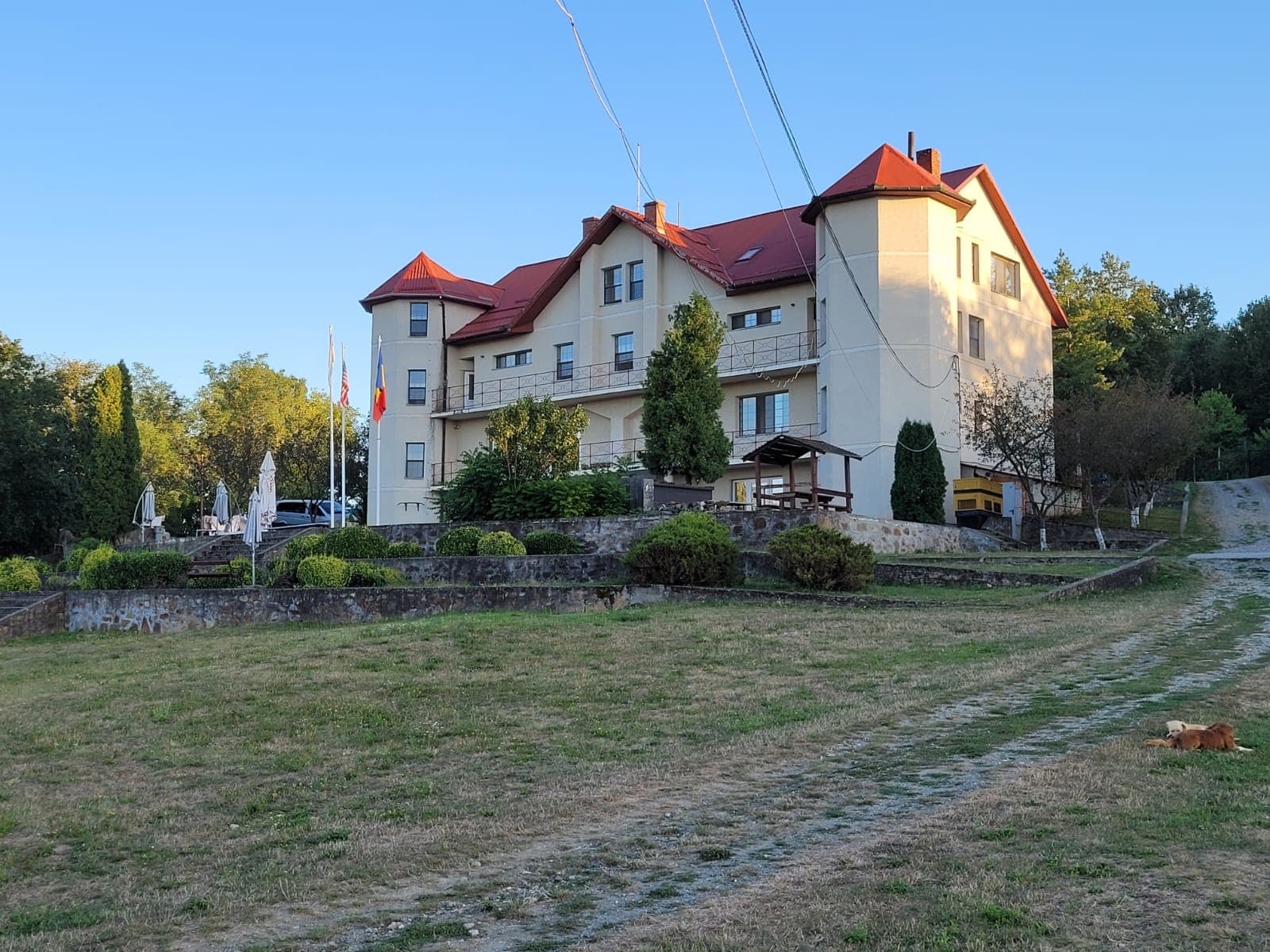 Vedere generală Centru Mantis